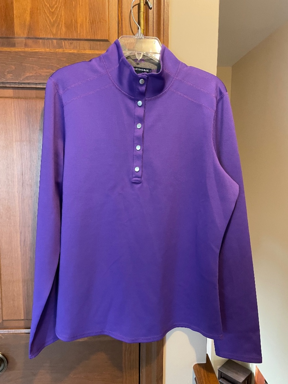 Cutter & Buck top